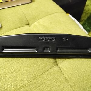 Black Punchodex Hole Punch
